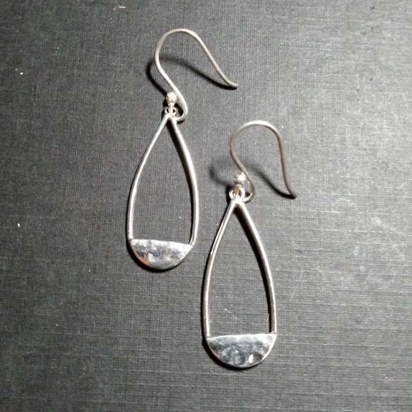 STERLING SILVER ELONGATED HOOPS - Picture 1 of 3
